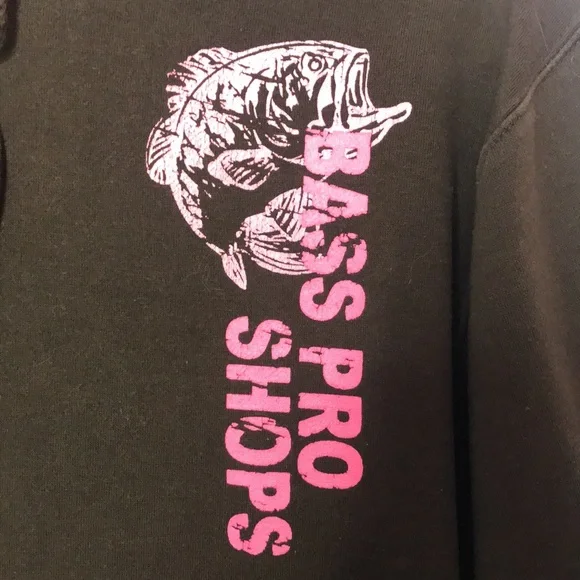 Bass Pro Sweatshirt - Picture 2 of 5